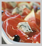 Parma figs salad served with Dolcelatte&reg;
